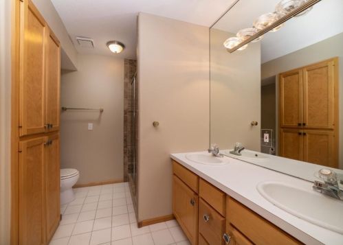 5028 Parrish Ave, Otsego MN 55330-4541 exterior