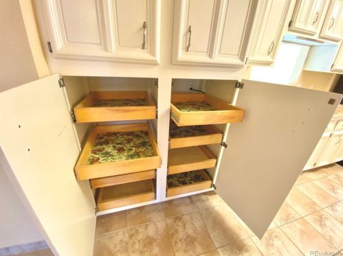 54 Villa Dr, Pueblo CO 81001-1419 exterior