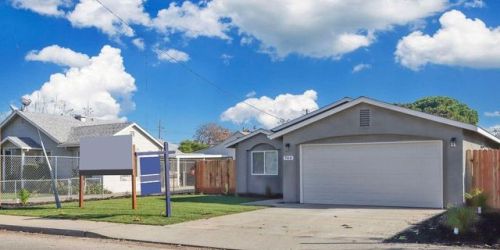 744 Empire Ave, Modesto CA  95354-4222 exterior
