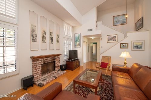 3683 Via Pacifica Walk, Oxnard CA  93035-2224 exterior