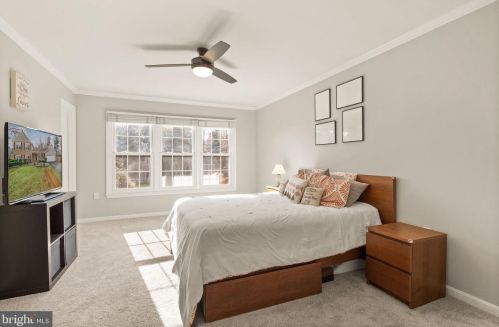 816 Anne St, Leesburg VA  20175-3426 exterior