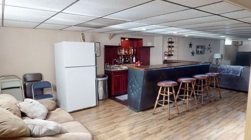 118 Glenwood Ave, Evans City PA  16033-9308 exterior