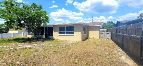 9821 Gray Fox Ln, Port Richey FL  34668-4110 exterior