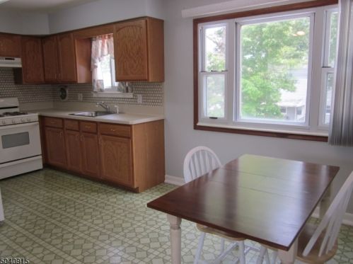 49 11th Ave, Paterson NJ  07506-1108 exterior