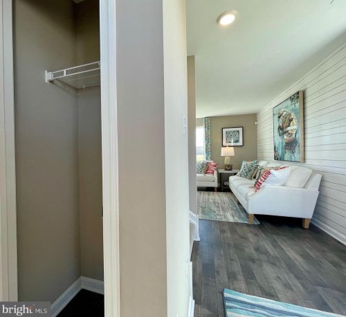 422 Grainery Way, Seaford DE  19973-7611 exterior