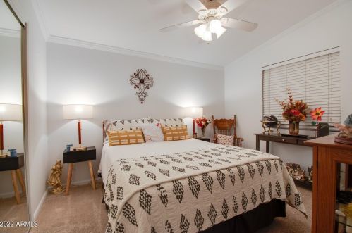 6233 Pinehurst Dr, Chandler AZ  85249-4038 exterior