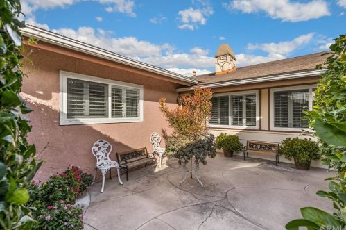 1915 Chateau Ave, Anaheim CA 92804-4409 exterior