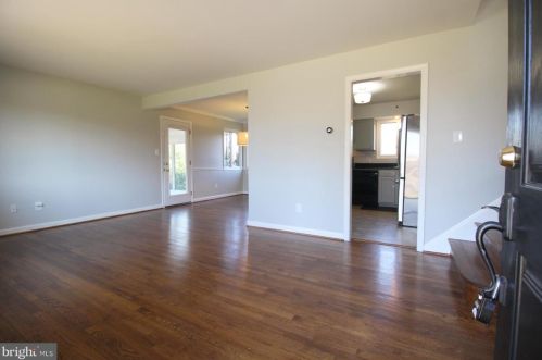 6826 Highland St, Springfield VA  22150-2470 exterior