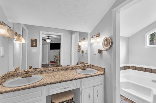 125 Scarborough Dr, North Augusta SC 29842-9515 exterior