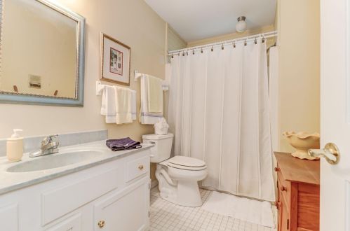 29 Beachwood, Isle Of Palms SC  29451-2815 exterior