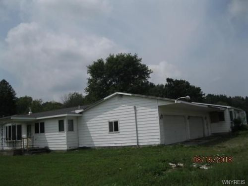 10930 Savage Rd, Chaffee, NY 14030-9723