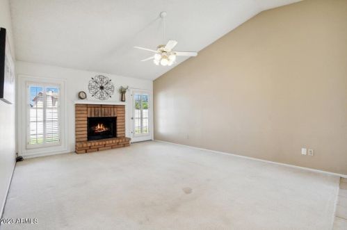 17659 Lindner Dr, Glendale, AZ 85308-3543