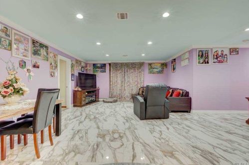 1350 Spur Dr, Islip Manor NY  11751-1119 exterior