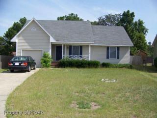 3330 Crosswinds Dr, Hope Mills NC  28348-1674 exterior