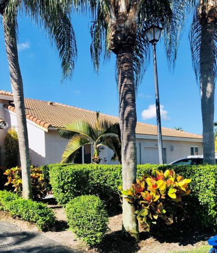 11764 17th Ct, Hollywood FL  33025-5603 exterior