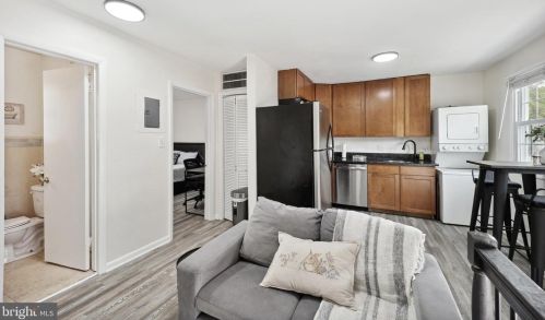 3500 New Hampshire Ave, Washington DC  20010-1512 exterior