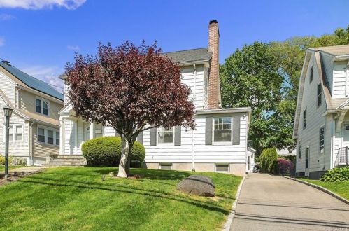 176 Davis Ave, White Plains NY  10605-3107 exterior