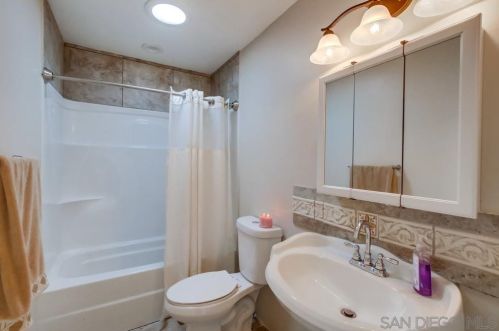 3420 Fairmount Ave, San Diego CA 92105-3419 exterior