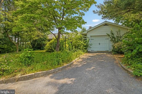 109 Young Ave, Kennett Sq, PA 19348-2937