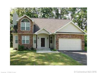 17 Wooster Rd, Simsbury, CT 06081-9656