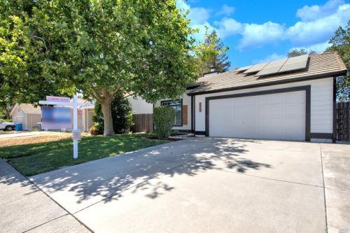 625 Evans Rd, Liberty Farms CA  95620-4272 exterior