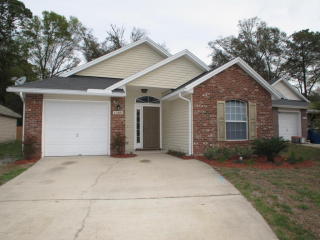 4255 Campus Hills Cir, Jacksonville, FL 32218-4498