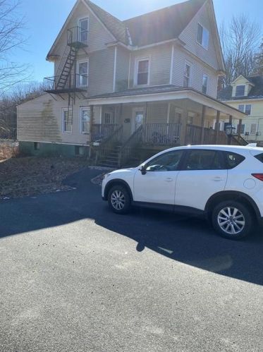 71 Spring St, Monticello, NY 12701-2220