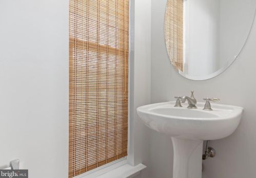 8574 Gray Fox Ln, Owens VA  22485-3572 exterior