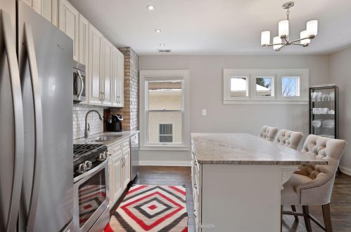 4223 Garfield Ave, Minneapolis MN 55409-1812 exterior