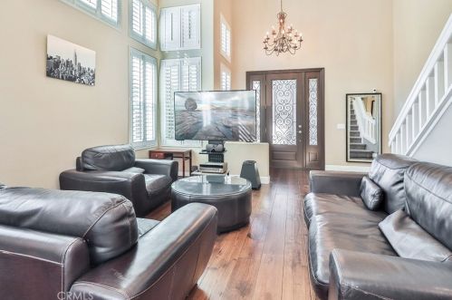 358 Anzio Way, Calabasas CA  91377-4851 exterior