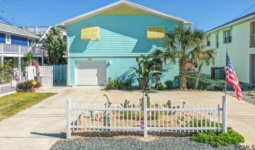 2257 Central Ave, Flagler Beach, FL 32136-4081