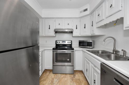 105 Highland Trce, Newport KY  41076-1152 exterior