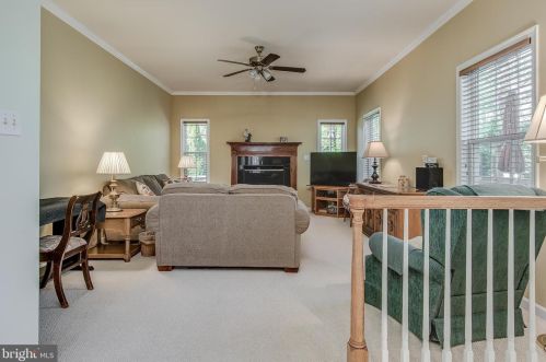 26 Colonel Miles Ct, Harpers Ferry WV  25425-3109 exterior