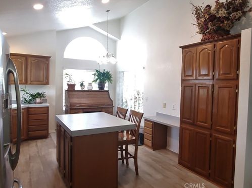 20077 Summit View Ct, Santa Clarita CA  91351-5709 exterior