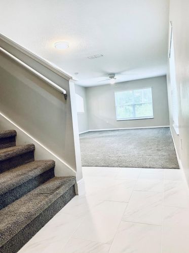 2124 Stone Abbey Blvd, Orlando FL  32828-4612 exterior