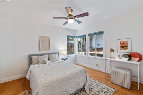 8437 Golf Links Rd, Oakland CA  94605-4118 exterior