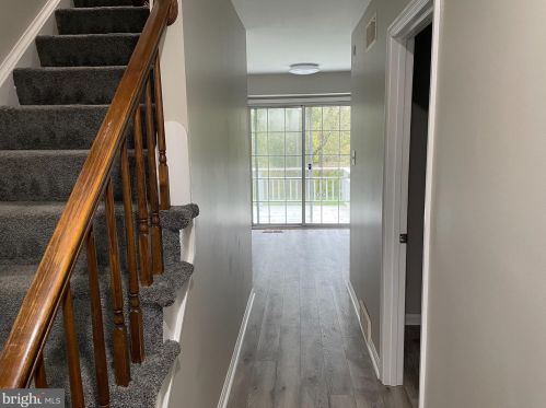 228 Indian Creek Dr, Navy Sup Dpt PA  17050-2526 exterior