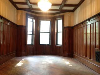 376 25th St, Brooklyn, NY 11226-7102