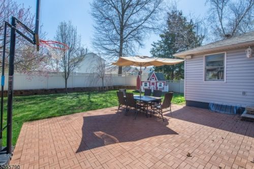 16 Nelson Pl, Nutley NJ  07110-2915 exterior