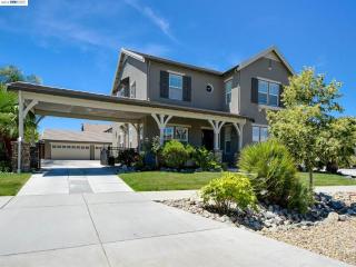 3033 Caldeira Dr, Livermore CA  94550-6589 exterior