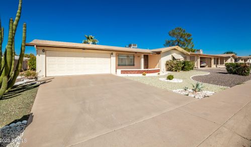 6522 Ellis St, Mesa, AZ 85205-6021