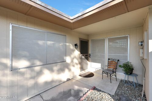 17635 99th Dr, Sun City AZ  85373-1605 exterior