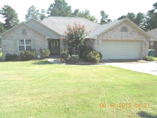 1017 Norristown Cir, Russellville, AR 72802-8802