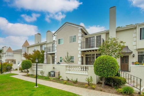 4314 Spencer St, Torrance CA  90503-2452 exterior