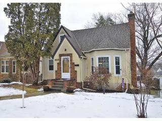 4921 Clinton Ave, Minneapolis, MN 55419-5660