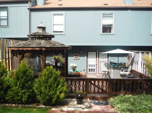 1502 Timberglen Dr, Imperial, PA 15126-9262