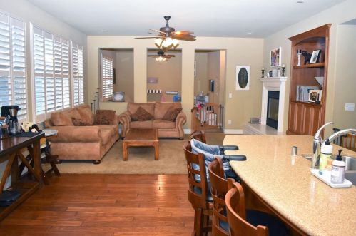 2065 Katnich Ln, Lodi CA 95242-4805 exterior