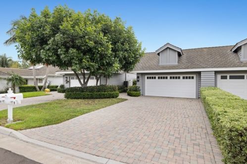 11 Southampton Ct, Newport Beach, CA 92660-4207