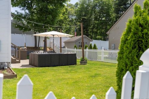 275 Wooster St, New Britain CT 06052-1030 exterior