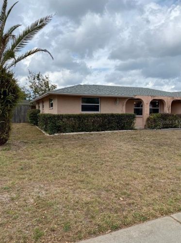 5543 Saren Dr, New Port Richey, FL 34652-6441